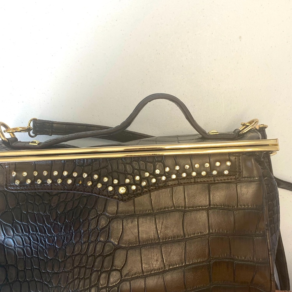Locking purse